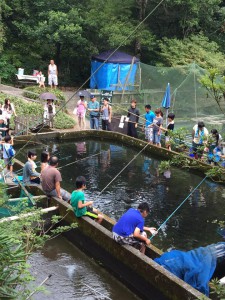 ヤマメ釣り堀