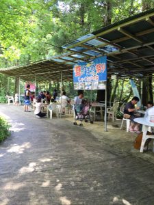 夏のヤマメ祭り大盛況