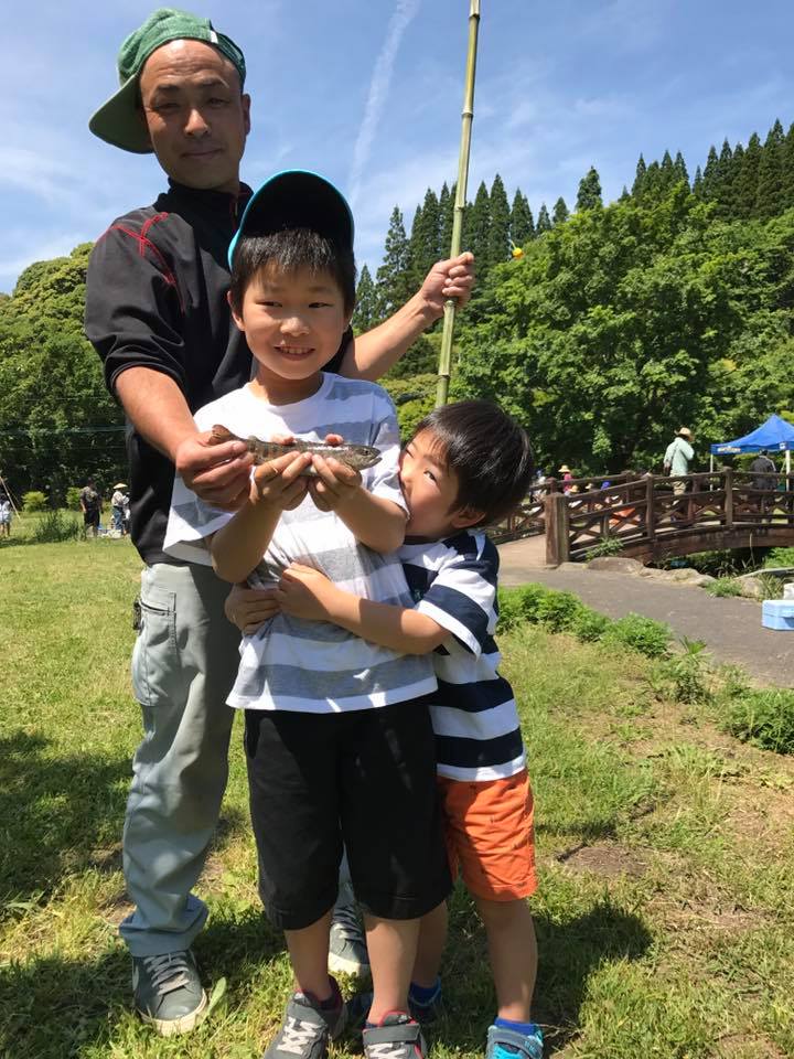 三股町ヤマメ釣り大会