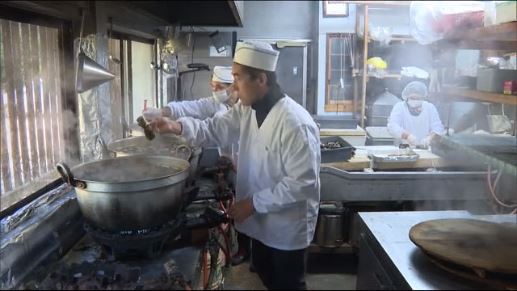 UMKテレビ宮崎で幻の尺ヤマメ甘露煮・昆布巻き製造風景