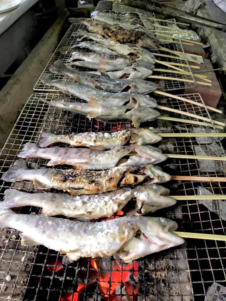 ヤマメの炭火塩焼き