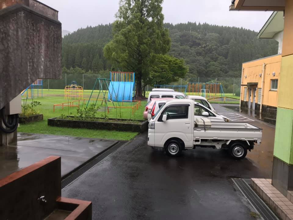 猛烈な台風10号接近