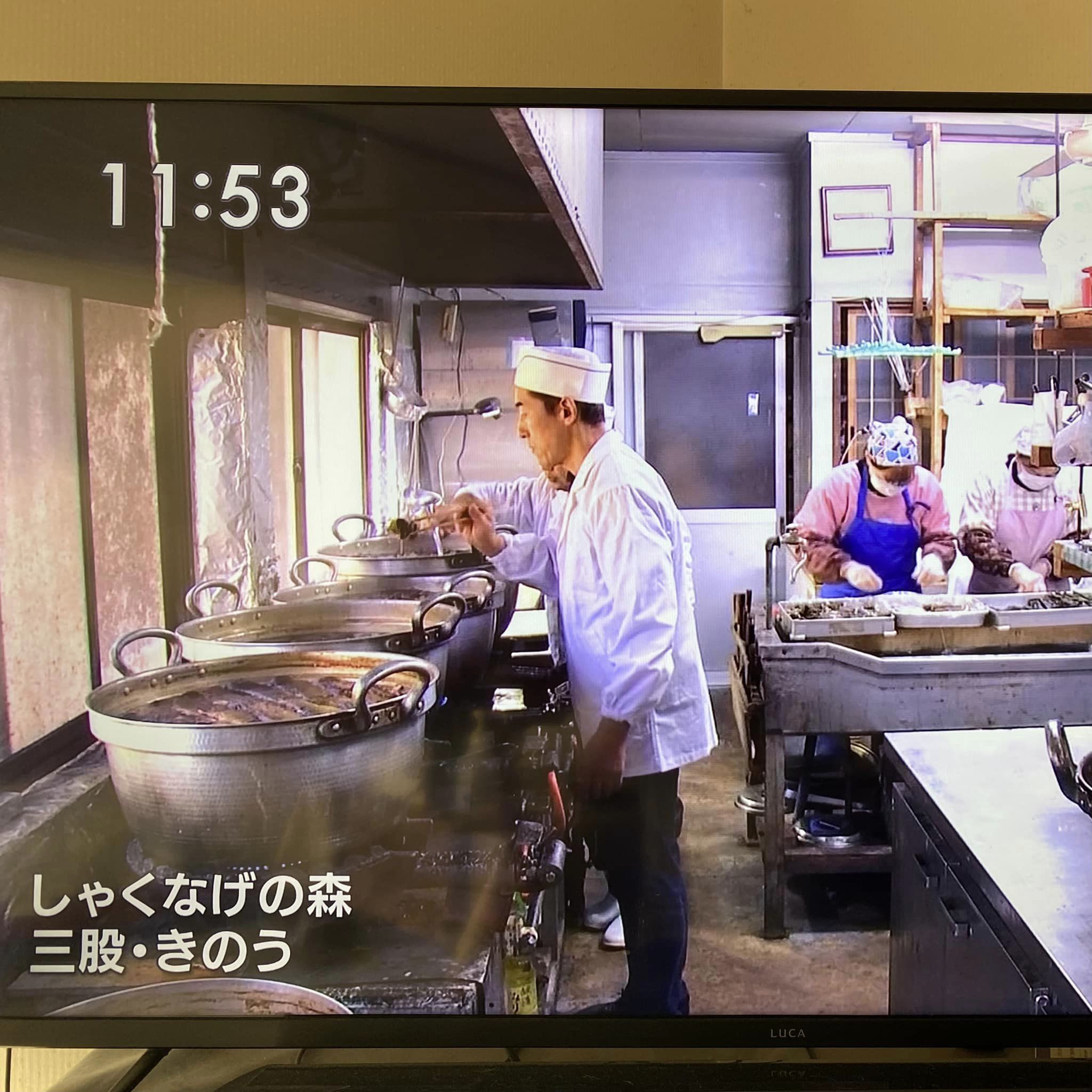 MRT宮崎放送で尺ヤマメ甘露煮・昆布巻き製造風景
