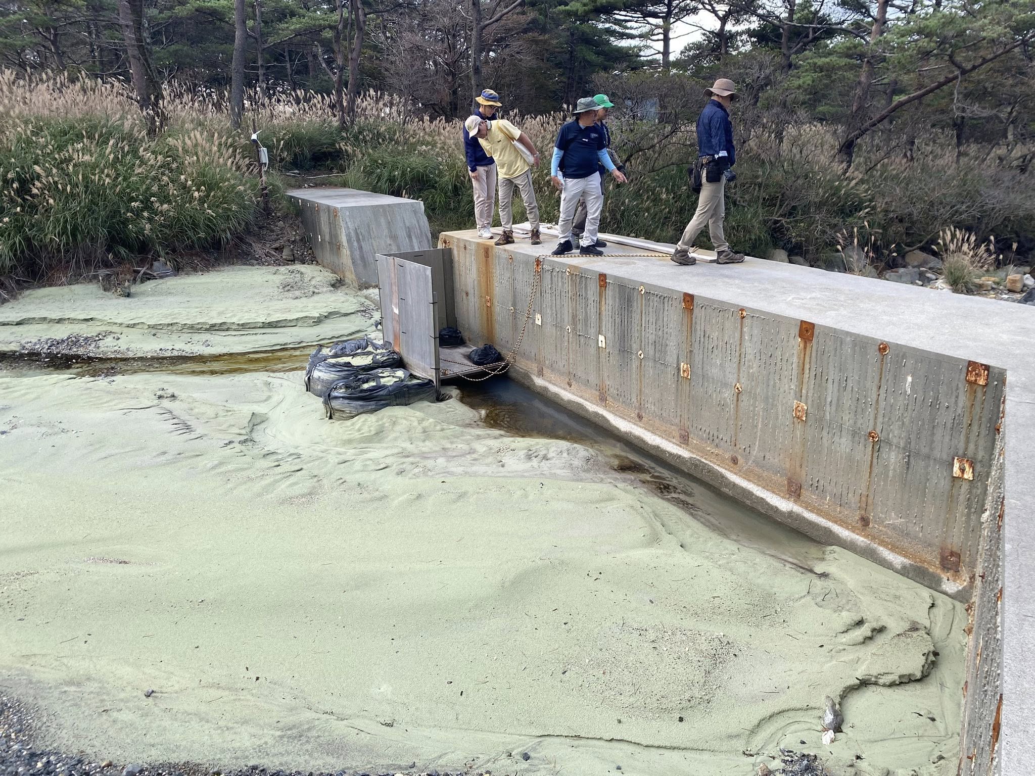 硫黄山水質改善施設